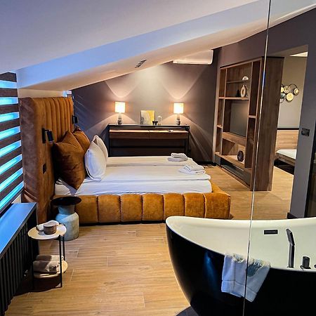 Kristall Apartments Premium Szabács Kültér fotó