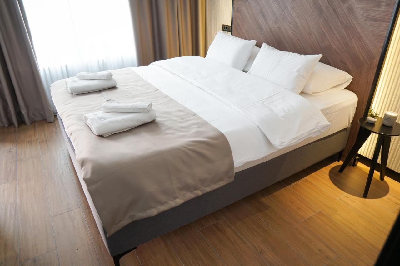 Kristall Apartments Premium Szabács Kültér fotó