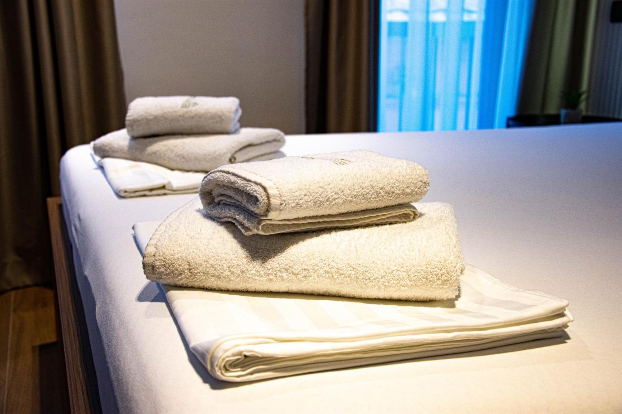 Kristall Apartments Premium Szabács Kültér fotó