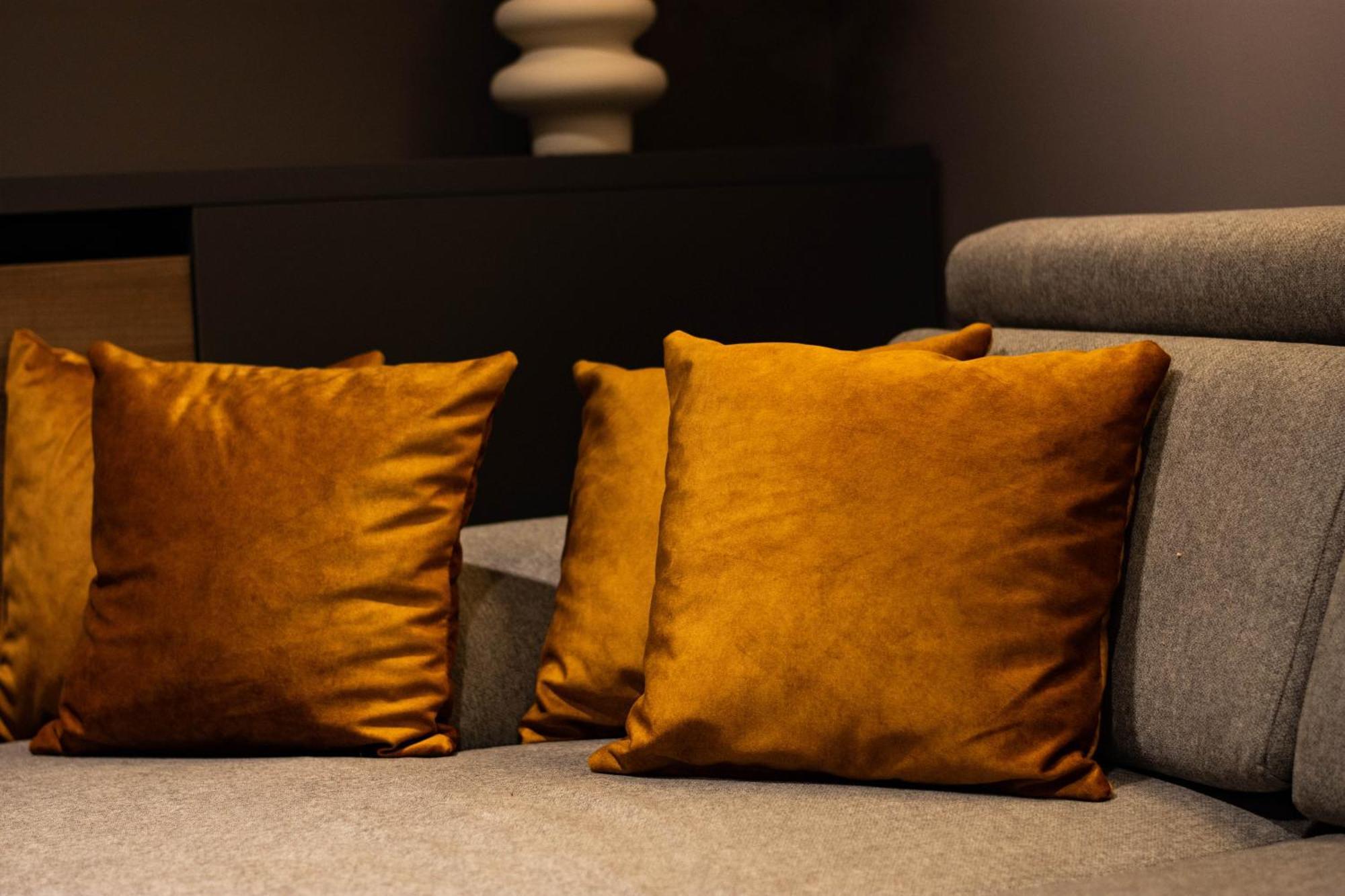 Kristall Apartments Premium Szabács Kültér fotó