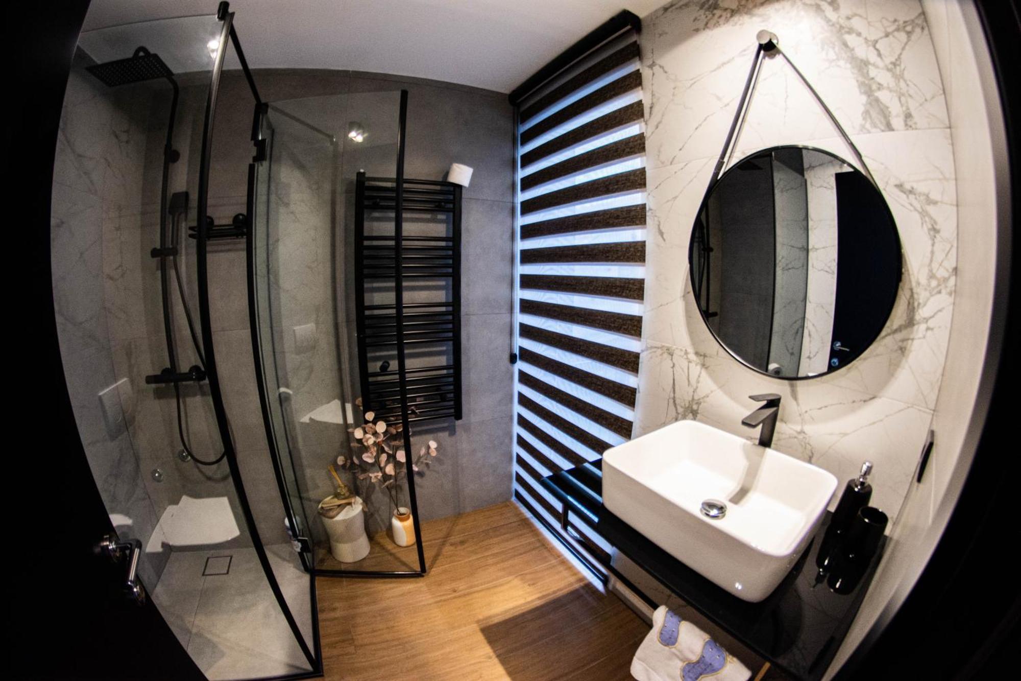 Kristall Apartments Premium Szabács Kültér fotó
