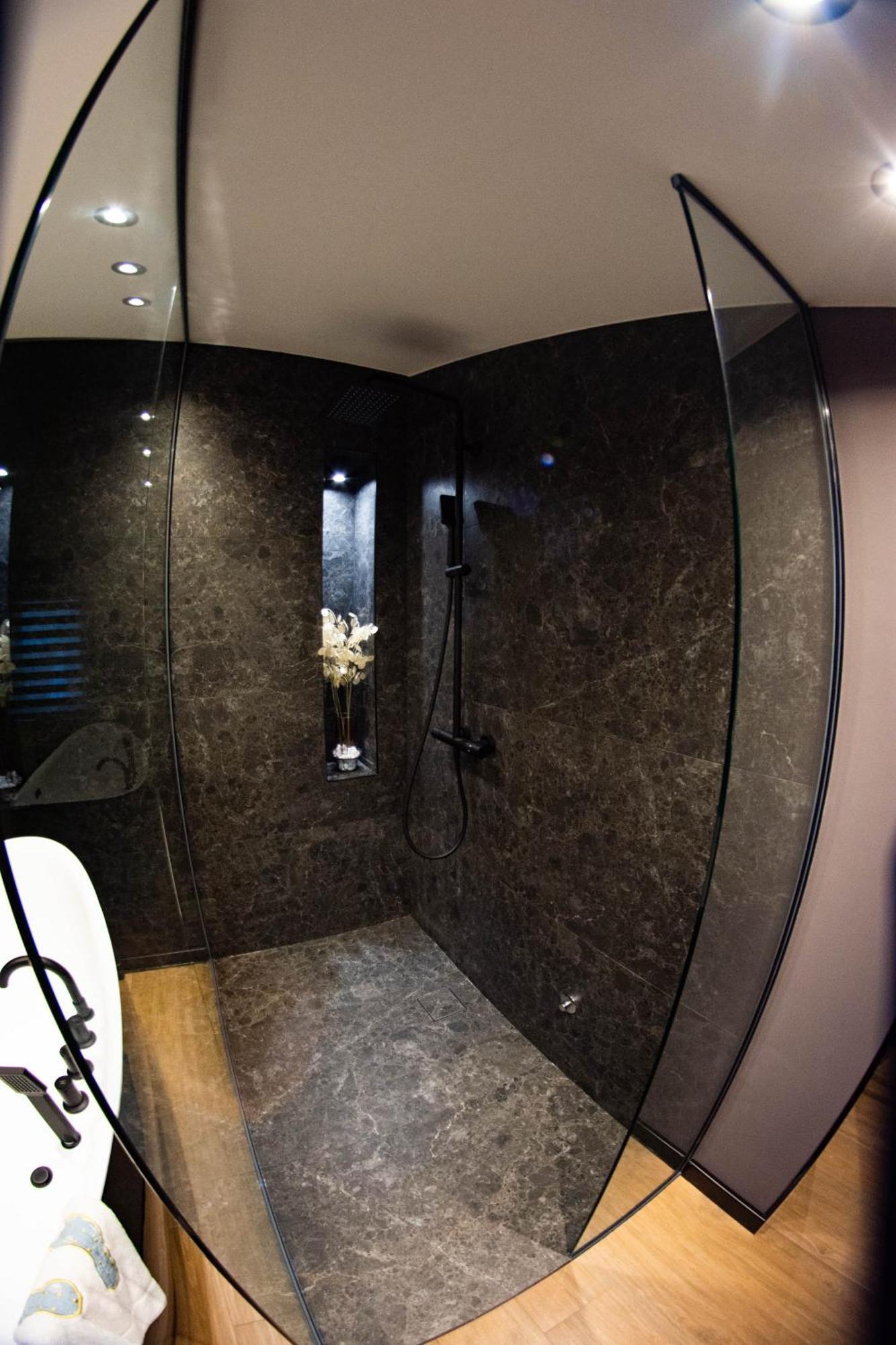 Kristall Apartments Premium Szabács Kültér fotó